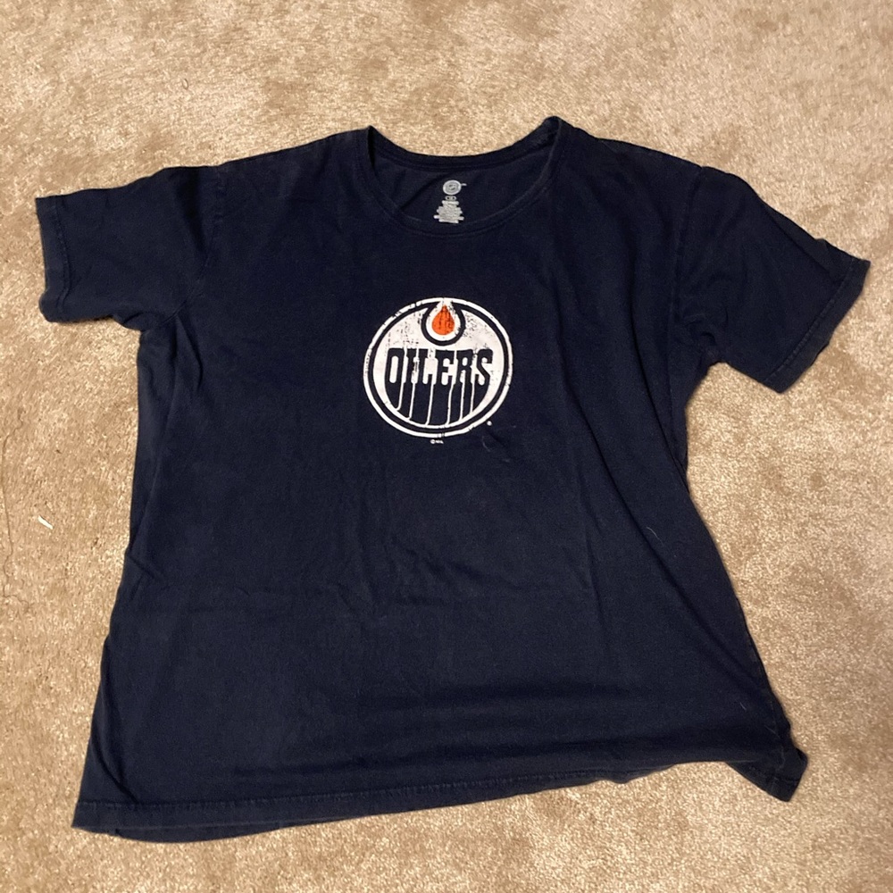 Women’s Plus NHL Edmonton Oilers t-shirt